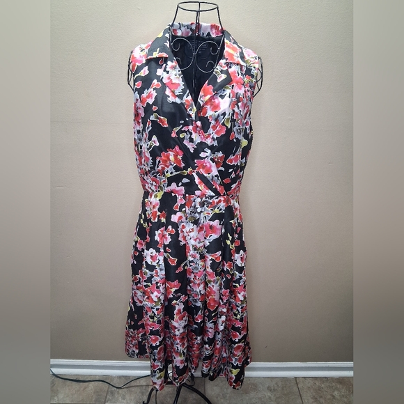 NWOT    SZ-14 Floral Sleeveless Dress - Picture 7 of 14